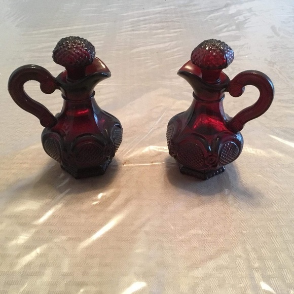 Other - Avon cape cod cruets